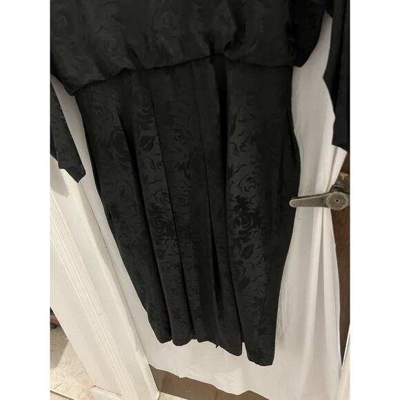 Silk Studio Black Floral Midi Dress Sz 14 Retro Silk Party Event - Picture 4 of 9